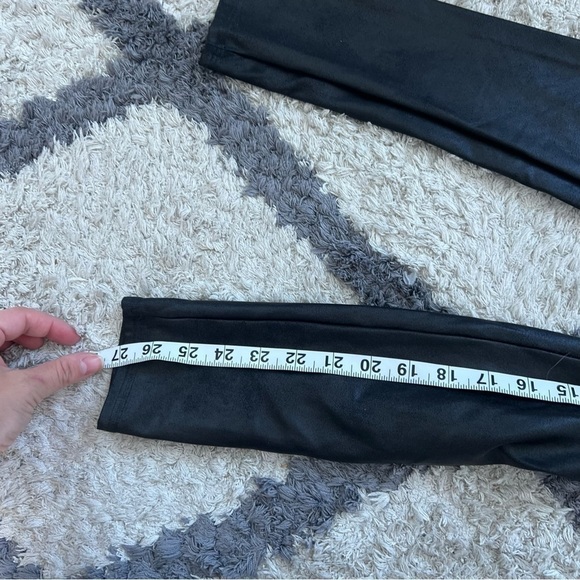 Spanx Faux Leather Leggings Black - Picture 7 of 10